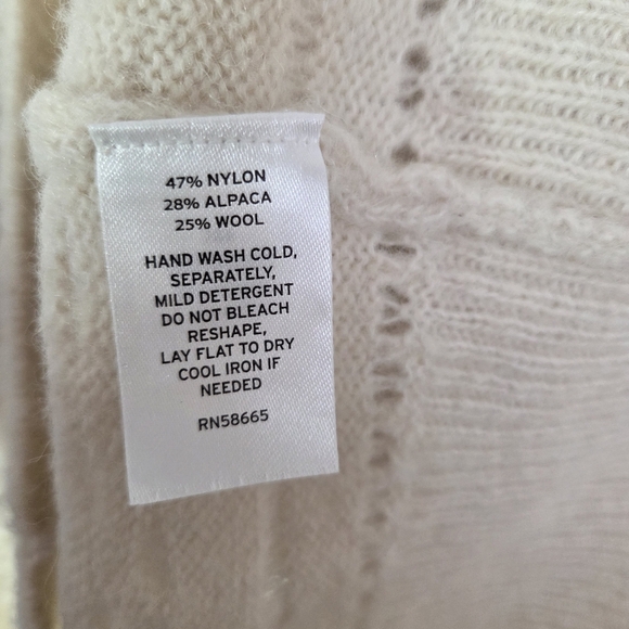 Treasure & Bond Womens XS Knit Sweater Cream Alpaxa Wool Crew Neck - Picture 16 of 16